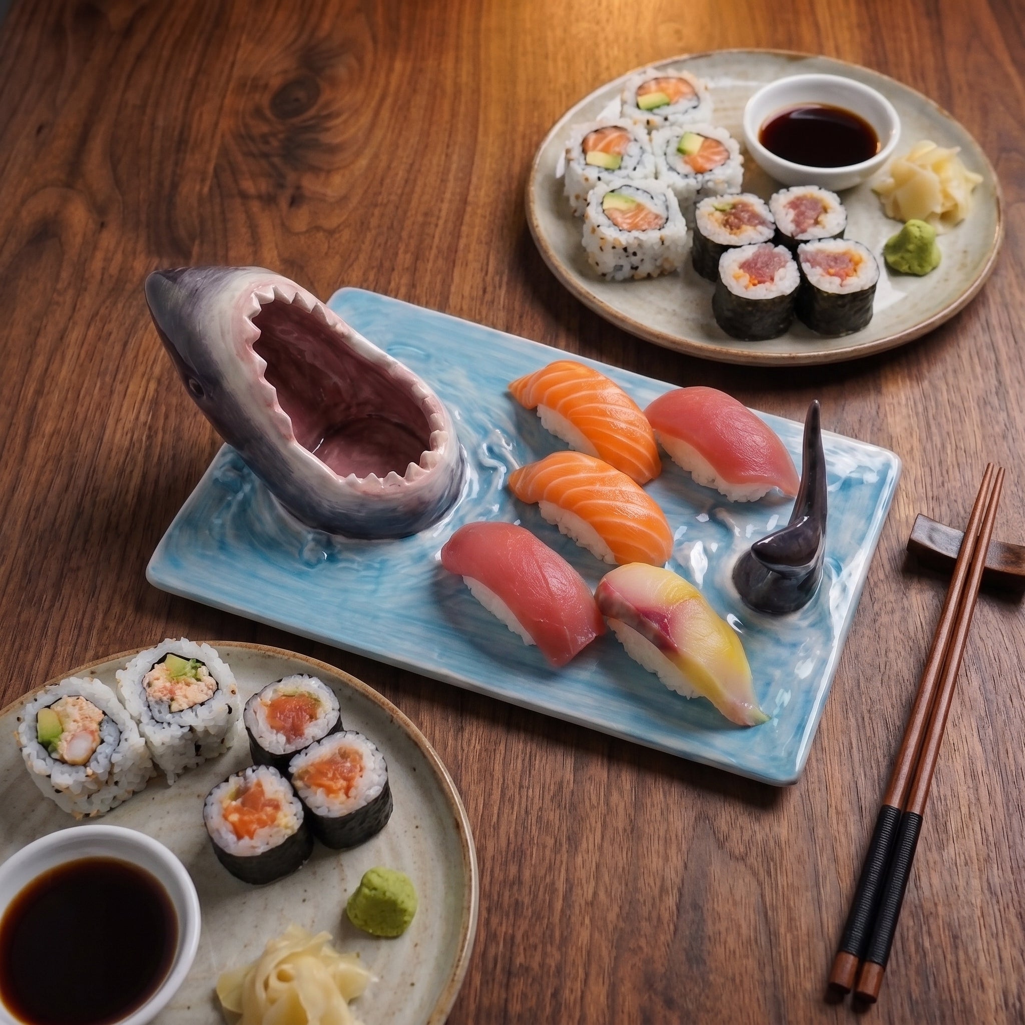 Shark plate